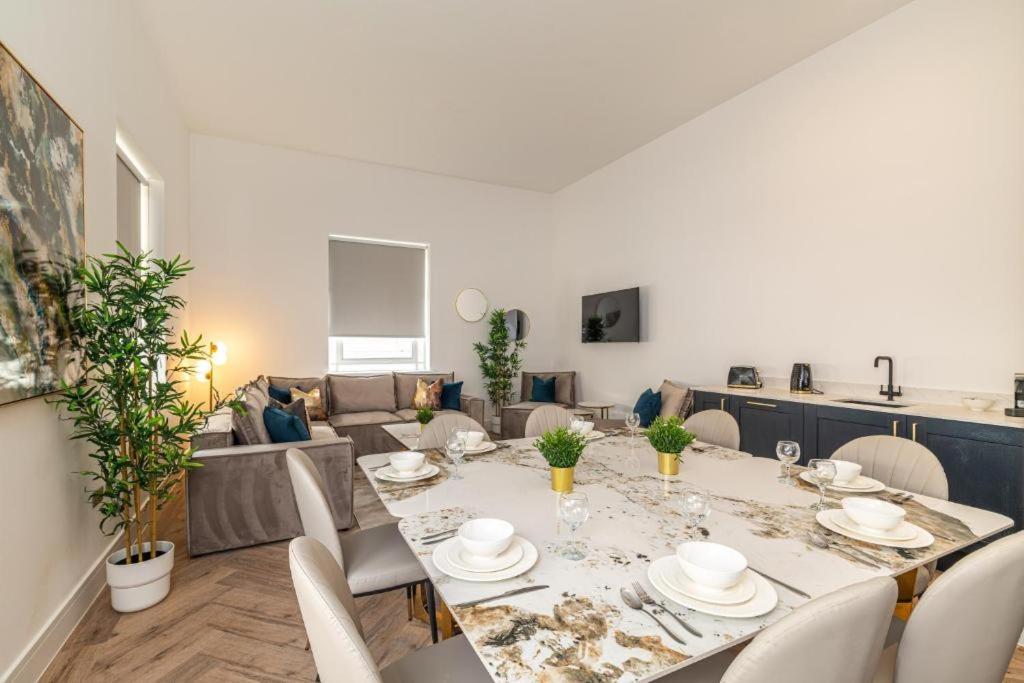 Luxury Penthouse Apartment With Wellness photo