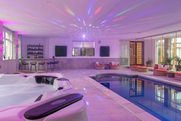 [4418] The Ultimate Private Pool Party Estate in Lancashire [20-32 ...